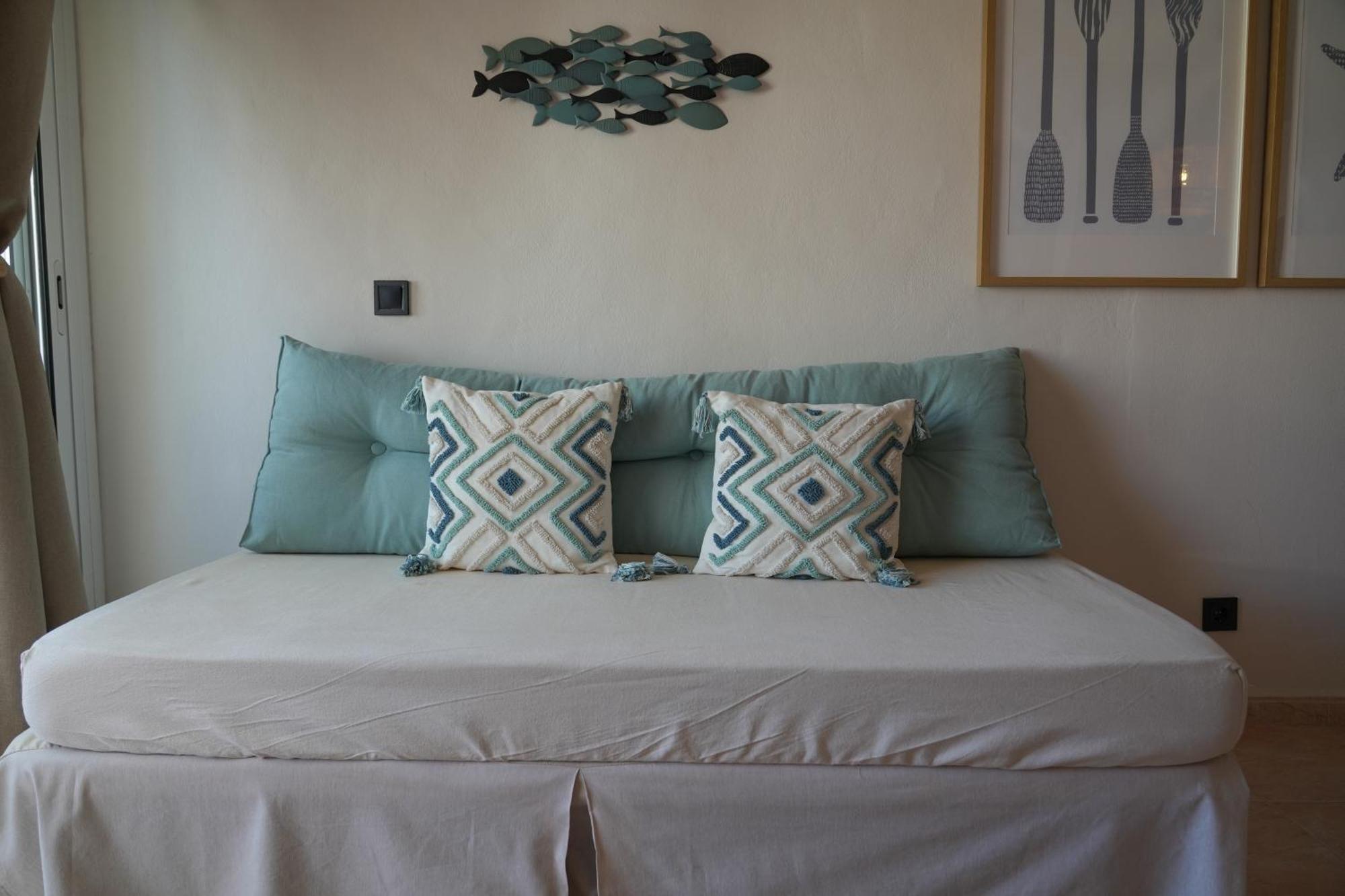 Apartamentos Ses Veles กาลายองกา ภายนอก รูปภาพ