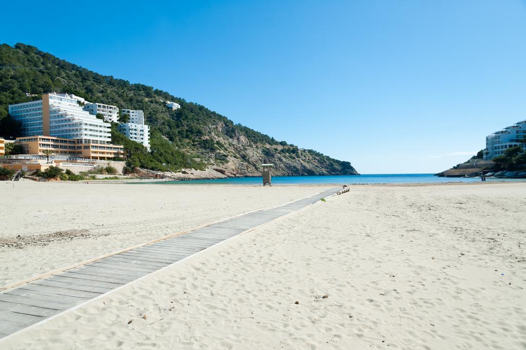 Apartamentos Ses Veles กาลายองกา ภายนอก รูปภาพ