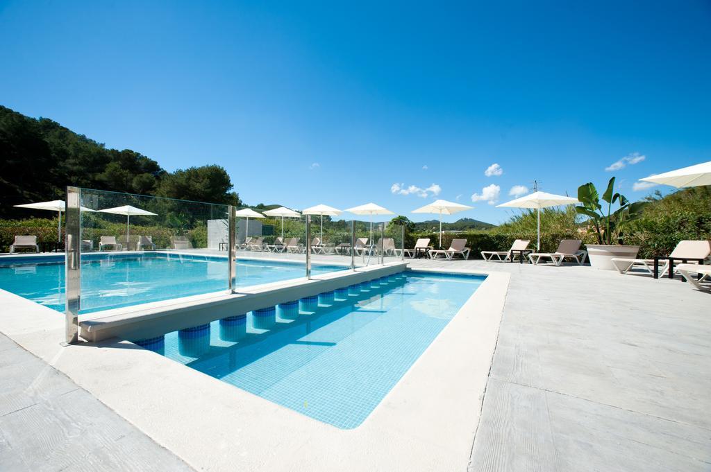 Apartamentos Ses Veles กาลายองกา ภายนอก รูปภาพ